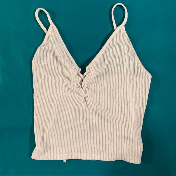 Brandy Melville Tops - Brandy Melville cropped top